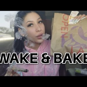 WAKE N BAKE + TACOBELL BREAKFAST MUKBANG