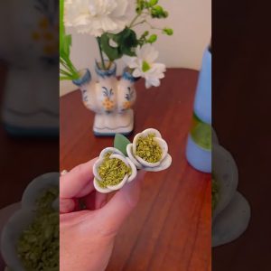 Absolutely in love with our double flower bowl + glass water bottle from our mystery box 💚