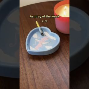 Ashtray of the week 5/52 💗 Now that it’s February, we thought it’d be fun to highlight our