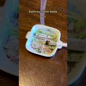 Ashtray of the week 9/52 💨 We love a souvenir vintage ashtray from a time when everybody smoked 😆