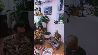 Teamwork makes the dream work 😆✨ Setting up our was a breeze with the two of us! 🌱 We can’t wait