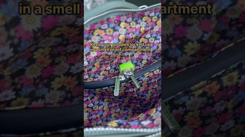 Look cute & keep your goodies safe with 💚✨ linked in our bio ☺️ Use ‘THATHIGHCOUPLE’ if you want