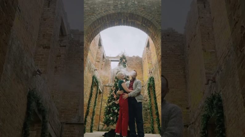 Have yourself a Mary little Kushmas 💚