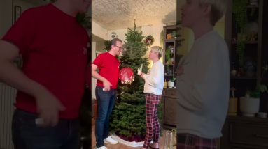 What it’s like decorating the Xmas tree at our place 😆🎄💨