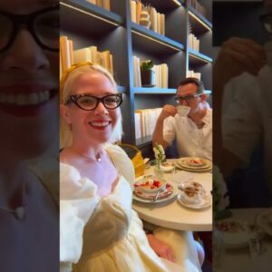 🍃🫖 Join us for an infused tea party at ☺️🌸 Such a fun excuse to dress up and feel extra fancy ✨